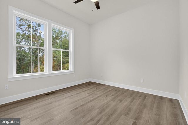 5355 HILLSIDE DR, Warrenton, VA 20187