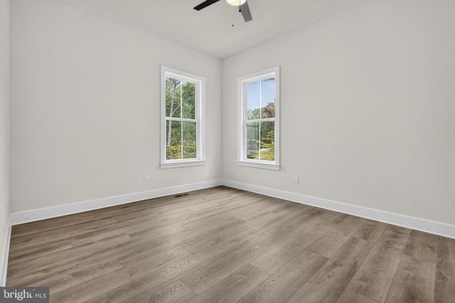 5355 HILLSIDE DR, Warrenton, VA 20187