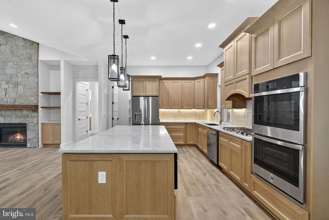 5355 HILLSIDE DR, Warrenton, VA 20187