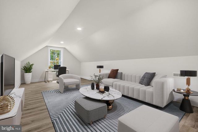 5355 HILLSIDE DR, Warrenton, VA 20187