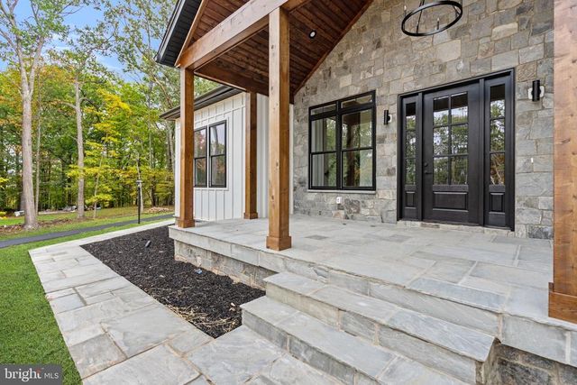 5355 HILLSIDE DR, Warrenton, VA 20187