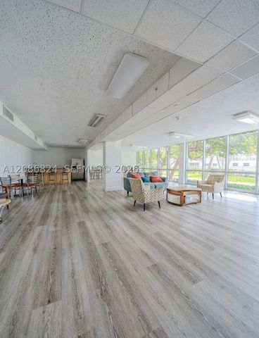 2655 Collins Ave 602, Miami Beach, FL 33140