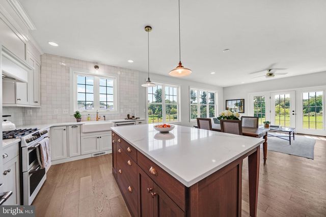274 BEAUMONT DR, Oxford, PA 19363