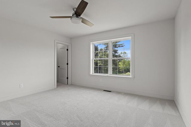 274 BEAUMONT DR, Oxford, PA 19363