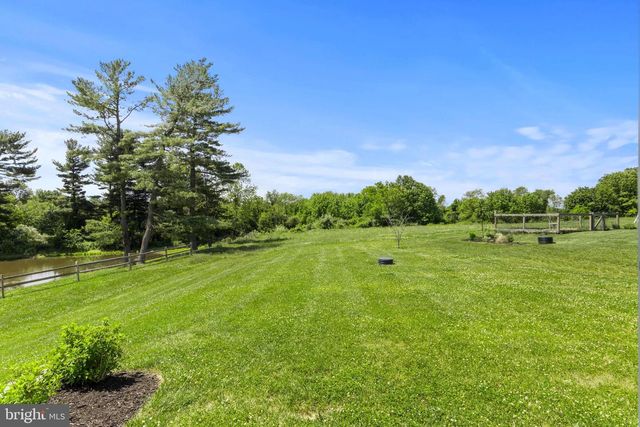 274 BEAUMONT DR, Oxford, PA 19363