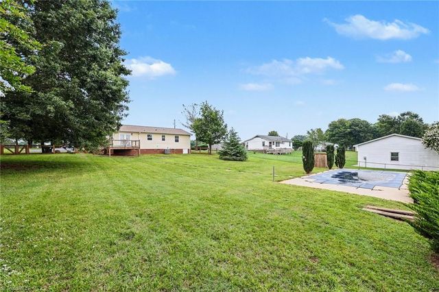2505 Banner Whitehead Road, Sophia, NC 27350