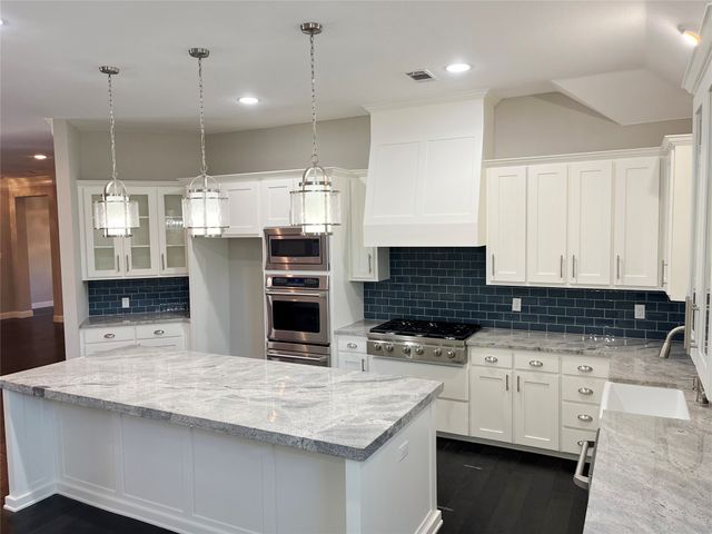 5908 Sandhill Circle, The Colony, TX 75056