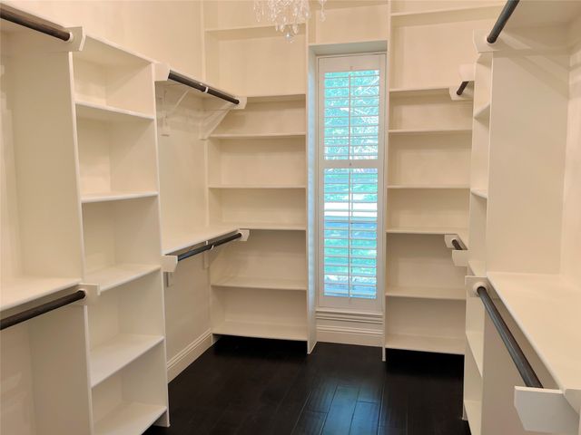 5908 Sandhill Circle, The Colony, TX 75056