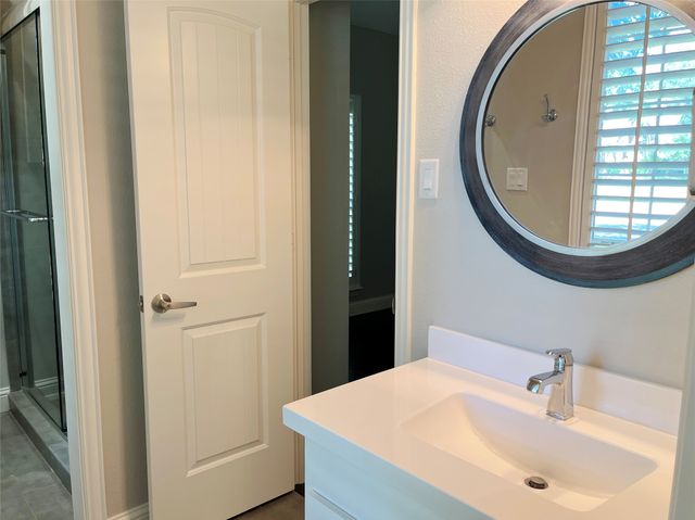 5908 Sandhill Circle, The Colony, TX 75056