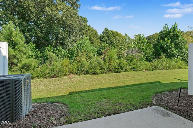 324 E Porthaven Way, Clayton, NC 27527