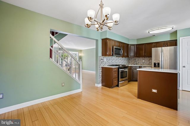 13829 WAKLEY CT, Centreville, VA 20121