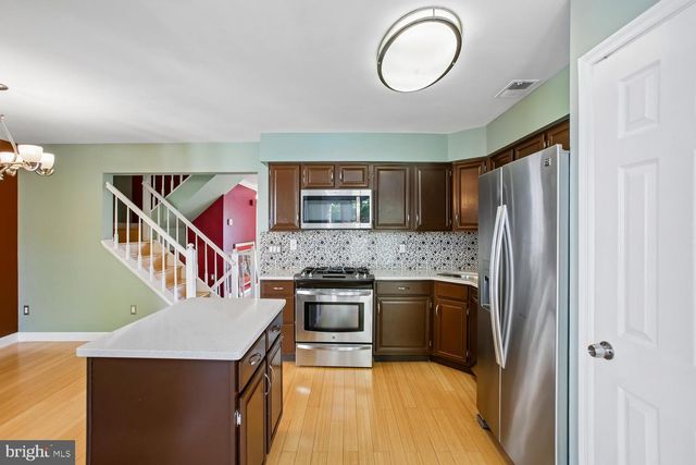 13829 WAKLEY CT, Centreville, VA 20121