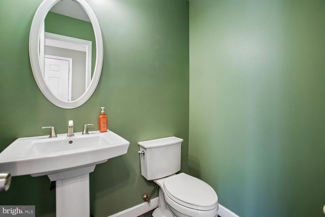 13829 WAKLEY CT, Centreville, VA 20121