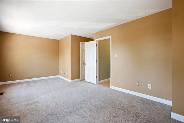 13829 WAKLEY CT, Centreville, VA 20121