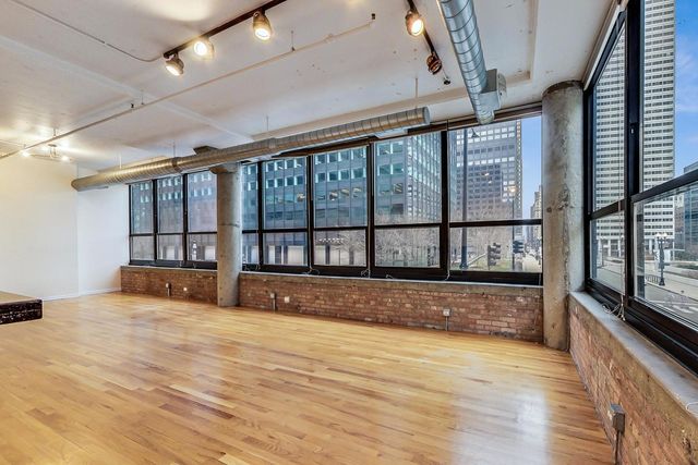 130 S Canal Street 218, Chicago, IL 60606