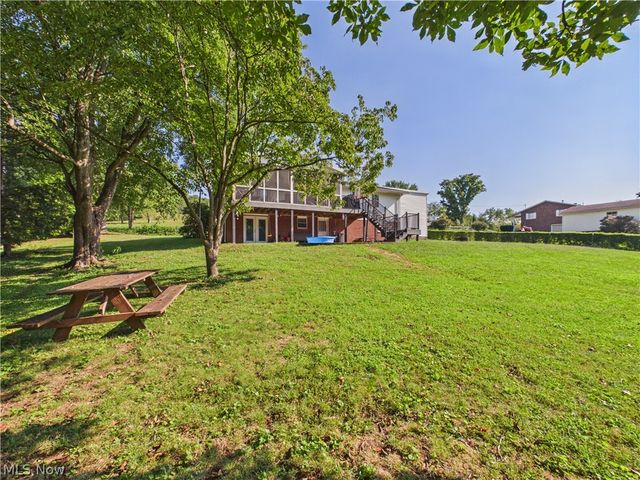 626 Valley Mills Road, Parkersburg, WV 26104
