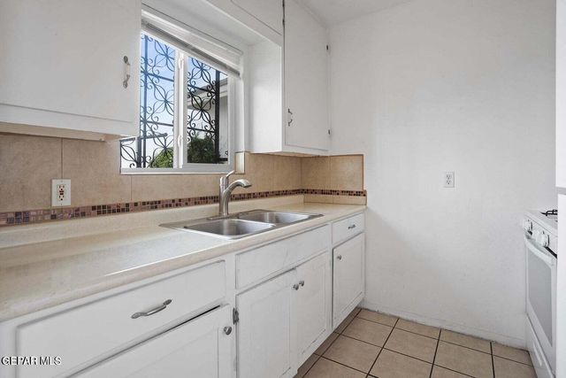 2821 Fort Boulevard 3, El Paso, TX 79930