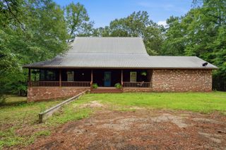 983 Bonhomie, Hattiesburg, MS 39401