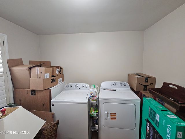 417 E Powell Street, Clinton, NC 28328