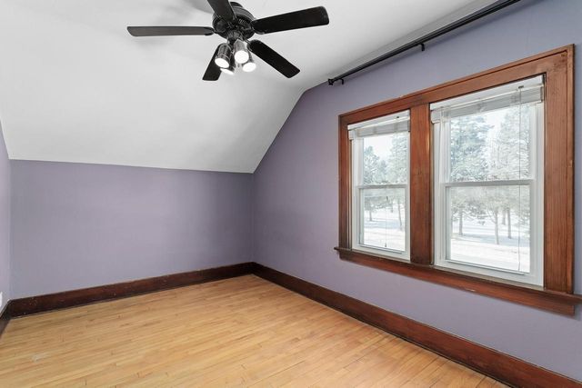 207 N Prairie AVENUE, Waukesha, WI 53186