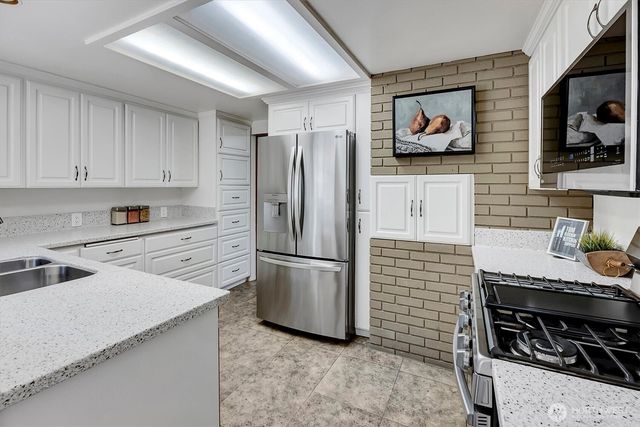 1925 SW 167th Street, Burien, WA 98166