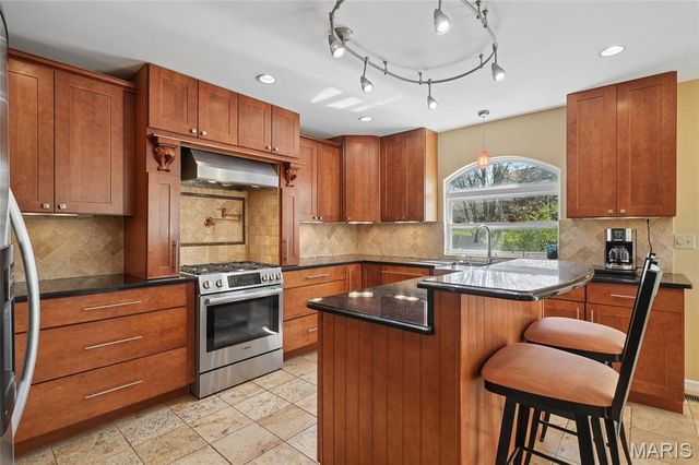 1112 Sandistan Court, Unincorporated, MO 63146