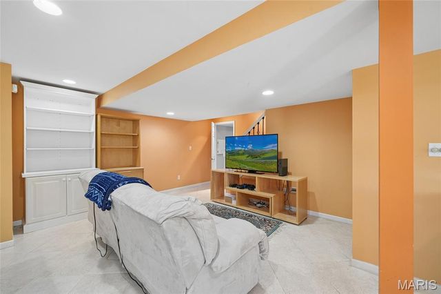 1112 Sandistan Court, Unincorporated, MO 63146