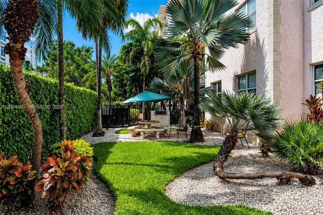 750 Pennsylvania Ave 1, Miami Beach, FL 33139