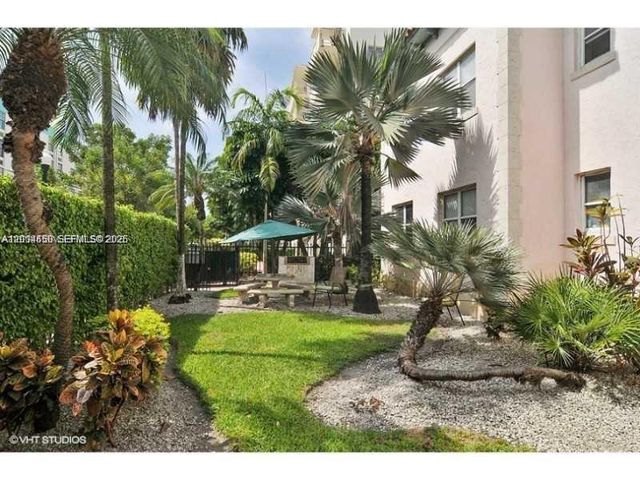 750 Pennsylvania Ave 1, Miami Beach, FL 33139