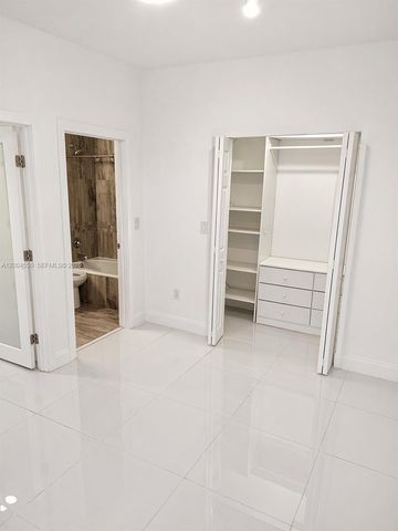 750 Pennsylvania Ave 1, Miami Beach, FL 33139