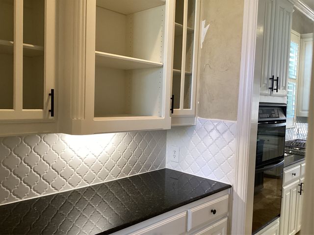 917 Excalibur Drive, Highland Village, TX 75077