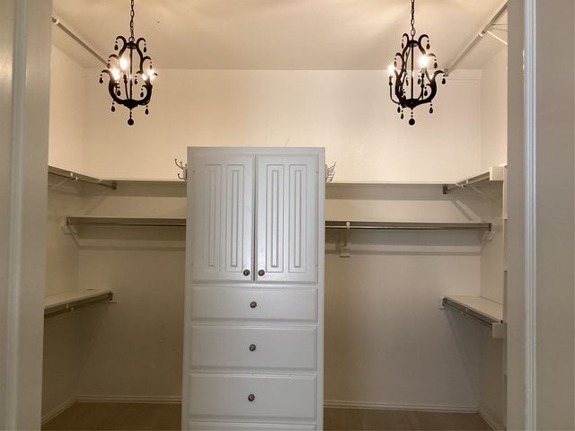 917 Excalibur Drive, Highland Village, TX 75077