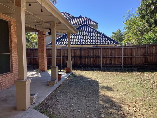 917 Excalibur Drive, Highland Village, TX 75077