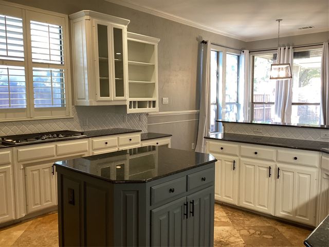 917 Excalibur Drive, Highland Village, TX 75077