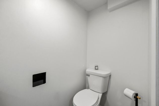 4370 Nicols Road, Eagan, MN 55122