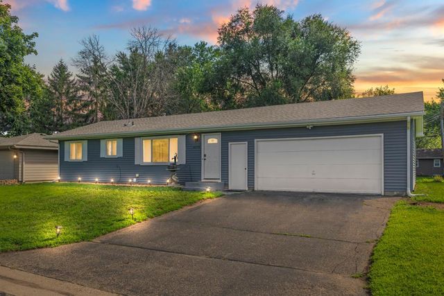 4370 Nicols Road, Eagan, MN 55122