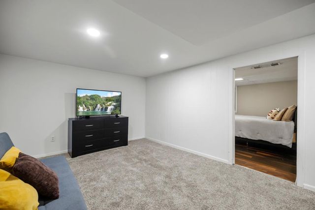 4370 Nicols Road, Eagan, MN 55122