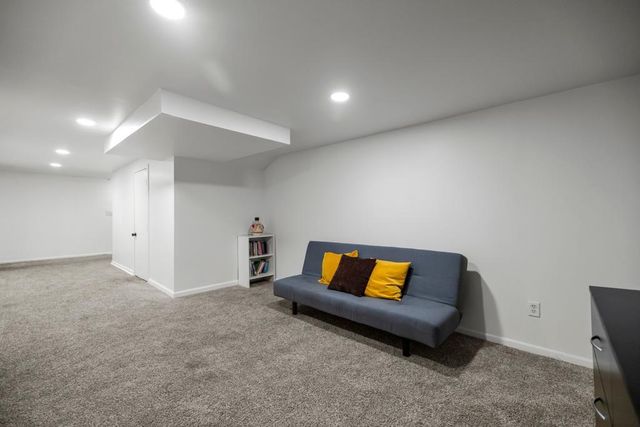 4370 Nicols Road, Eagan, MN 55122