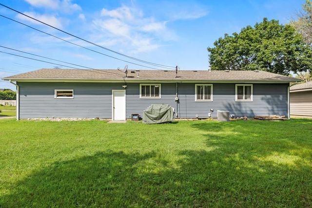 4370 Nicols Road, Eagan, MN 55122