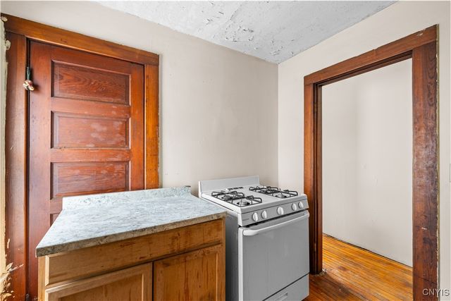 102 Mechanic Street, Lenox, NY 13032