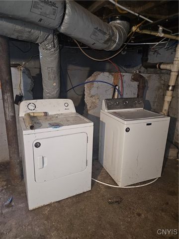 102 Mechanic Street, Lenox, NY 13032