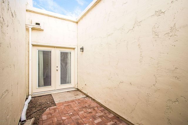 1818 E Ranch Road, Tempe, AZ 85284