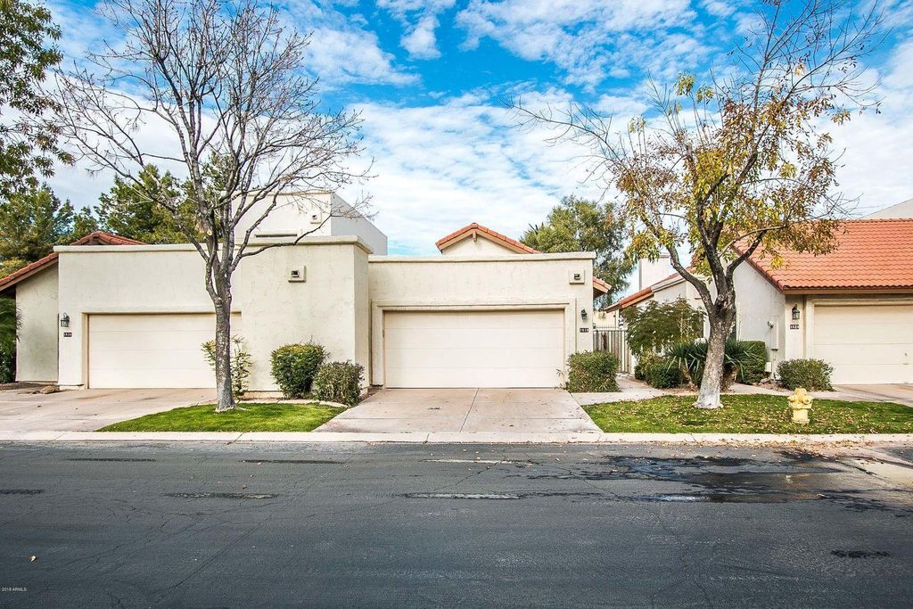 1818 E Ranch Road, Tempe, AZ 85284