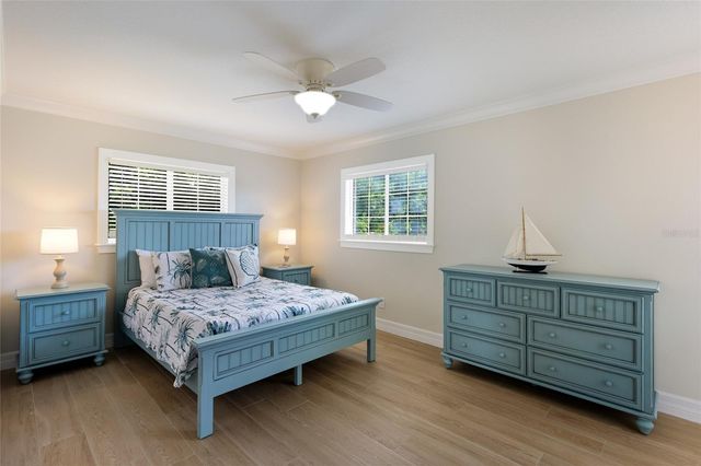 532 70TH STREET, Holmes Beach, FL 34217