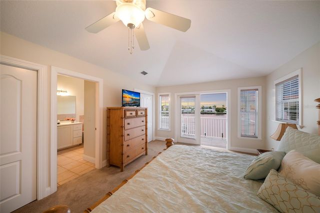 532 70TH STREET, Holmes Beach, FL 34217