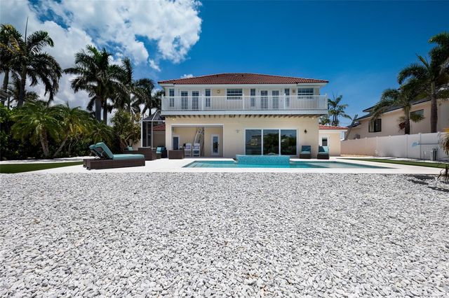 532 70TH STREET, Holmes Beach, FL 34217