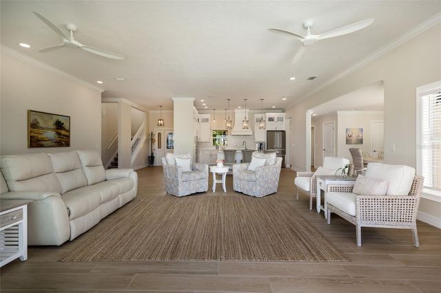 532 70TH STREET, Holmes Beach, FL 34217