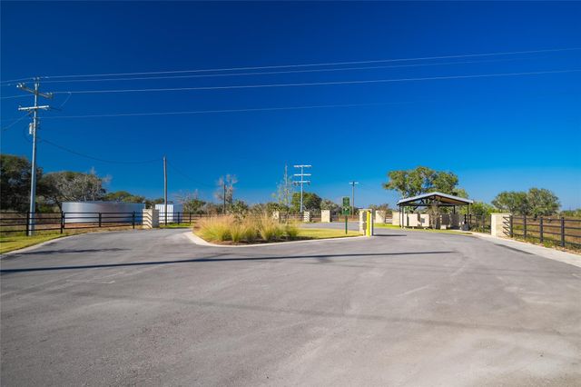 1293 Pintail, Rock Island, TX 78934