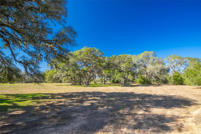 1293 Pintail, Rock Island, TX 78934