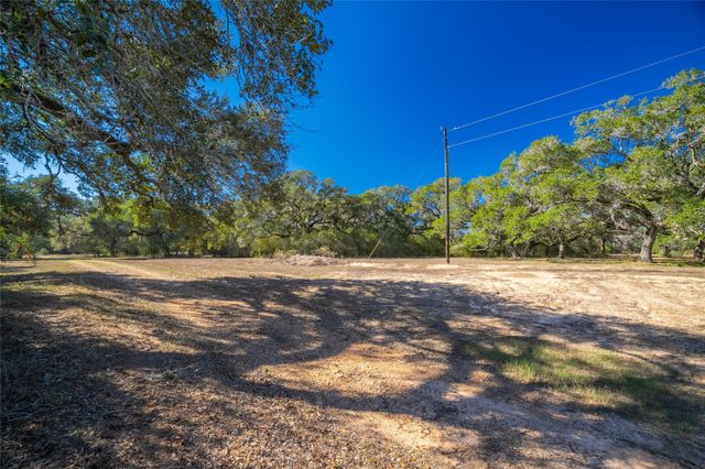 1293 Pintail, Rock Island, TX 78934